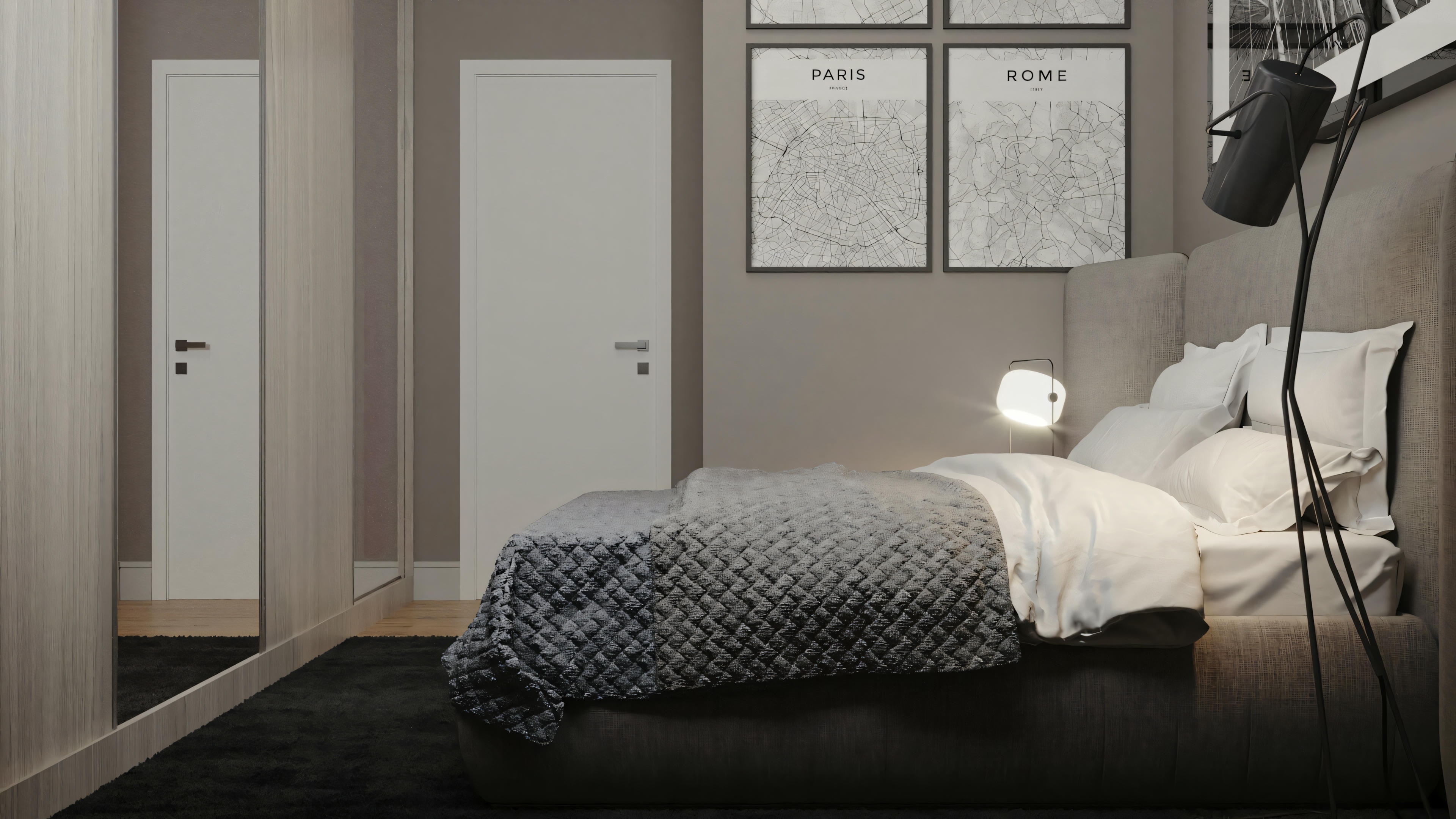 Quarto com cama de roupa de cama branca, mesa de cabeceira com luminária e quadro de notas e fotos acima da cabeceira.