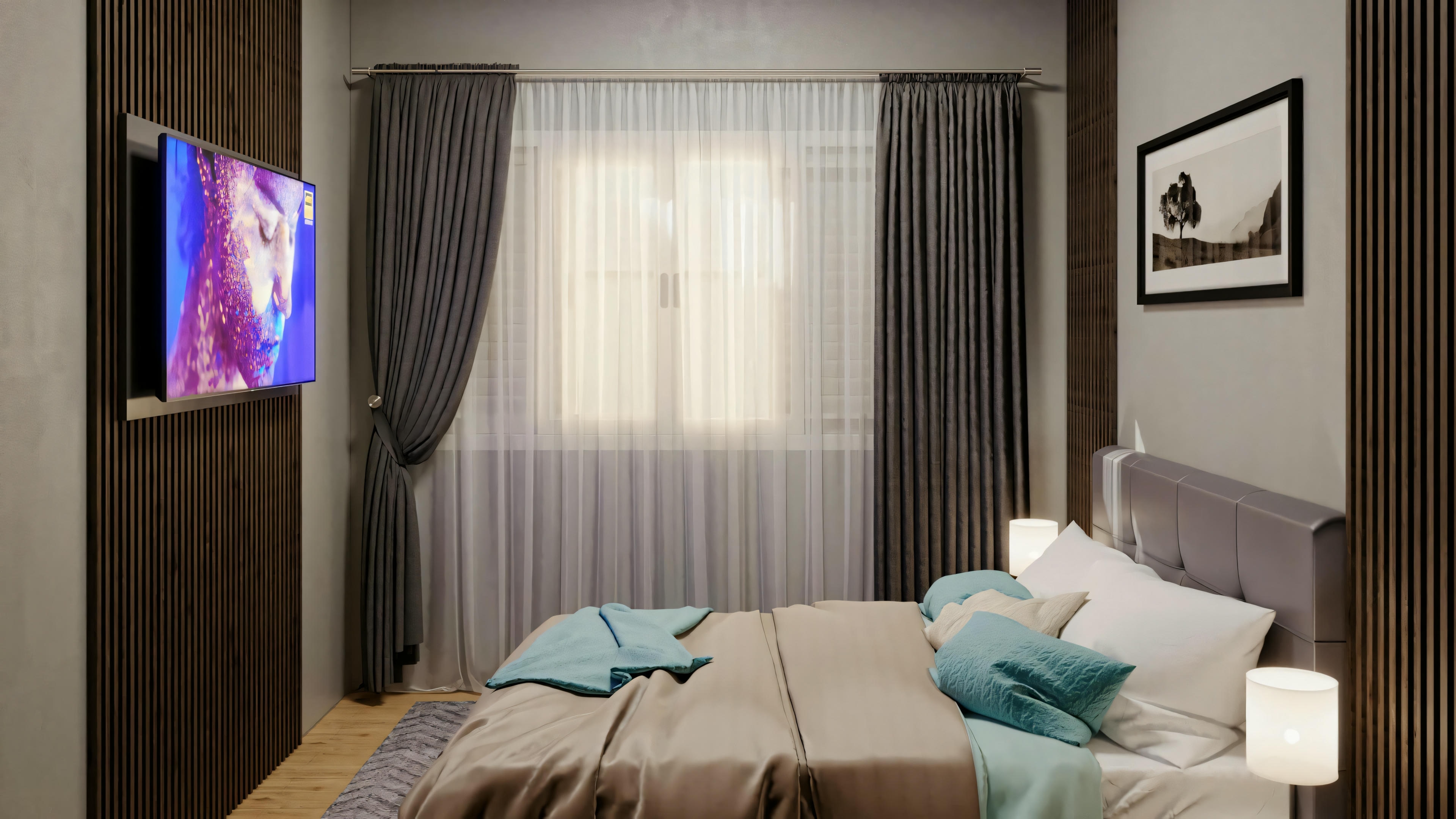 Segunda habitación matrimonial de la casa de 60m², mostrando cama con cabecero tapizado, ventana con cortinas y panel de TV en madera listonada oscura.
