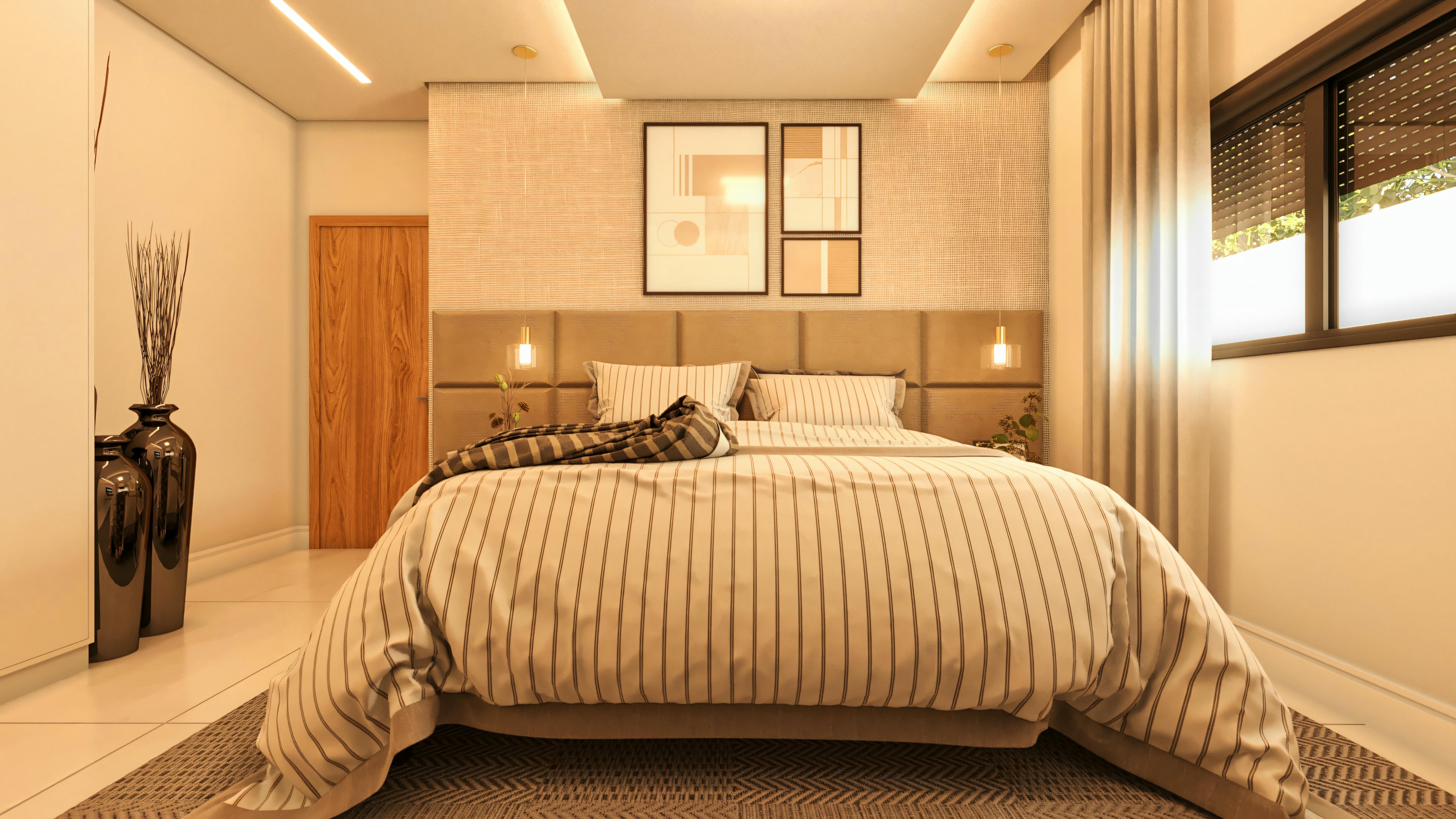 Suite matrimonial decorada en estilo moderno, parte de una casa con 3 habitaciones (2 suites). Cama con ropa de cama a rayas, cabecero tapizado, iluminación indirecta y ventana con cortina y persiana.