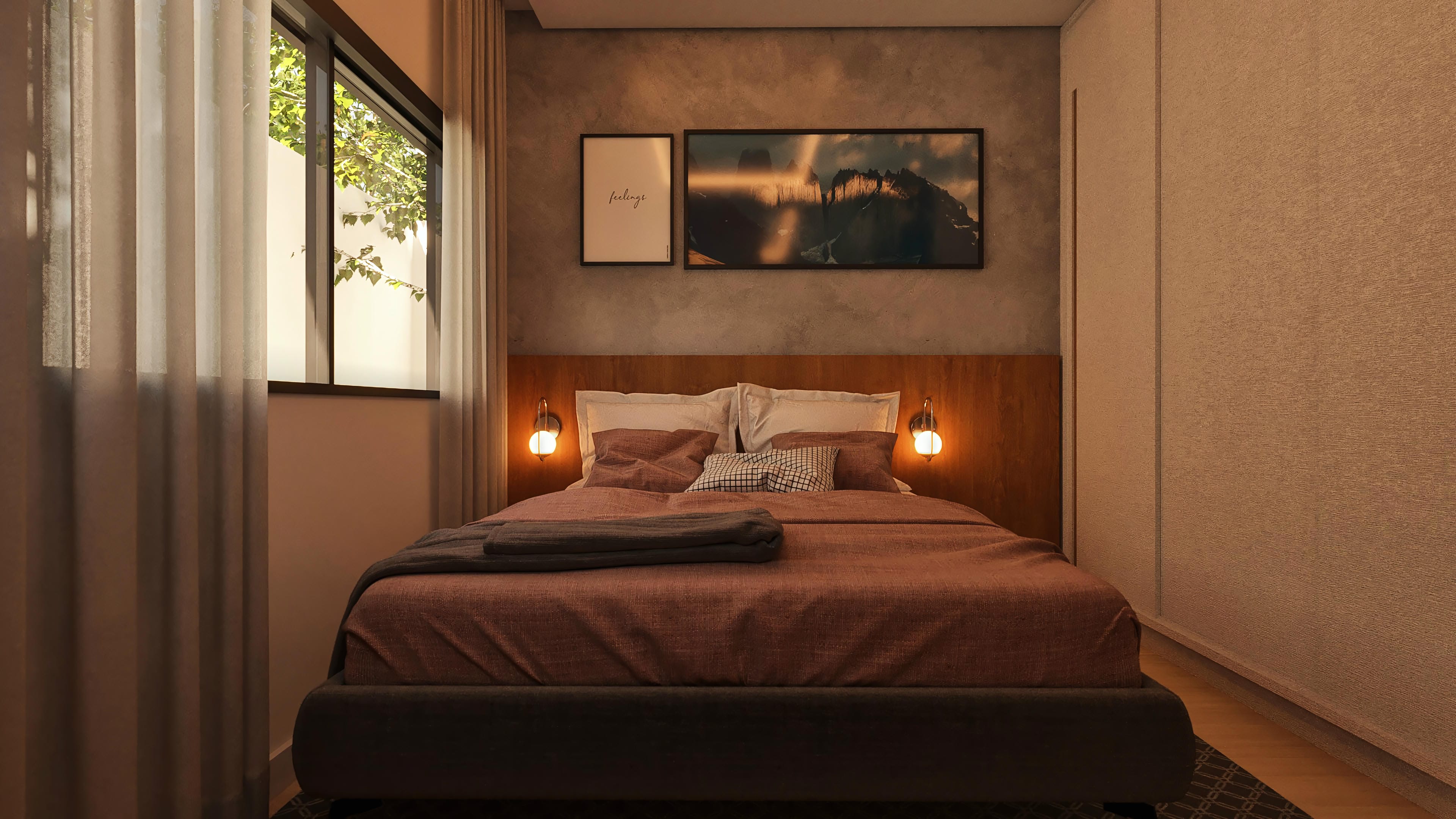 Interior de un dormitorio de casa de una planta, con cama doble en tonos terrosos, panel de madera en el cabecero e iluminación ambiental suave. Abertura con ventana amplia con vista a la vegetación externa, cortinas discretas y dos obras de arte decorando la pared texturizada.