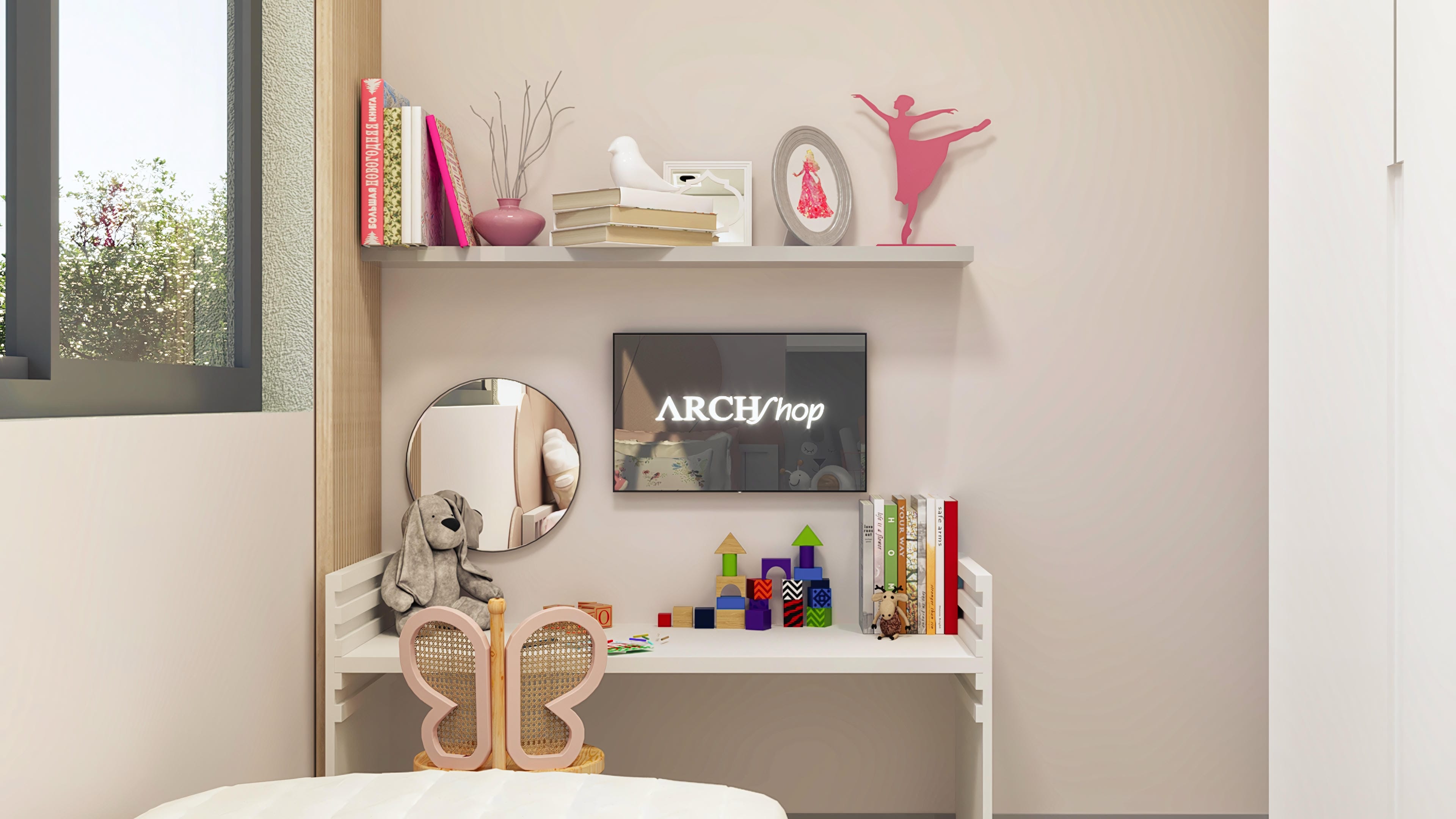 Escritorio infantil rosa en forma de mariposa con asiento de paja trenzada, estantería con libros y objetos decorativos, integrado a un ambiente moderno.