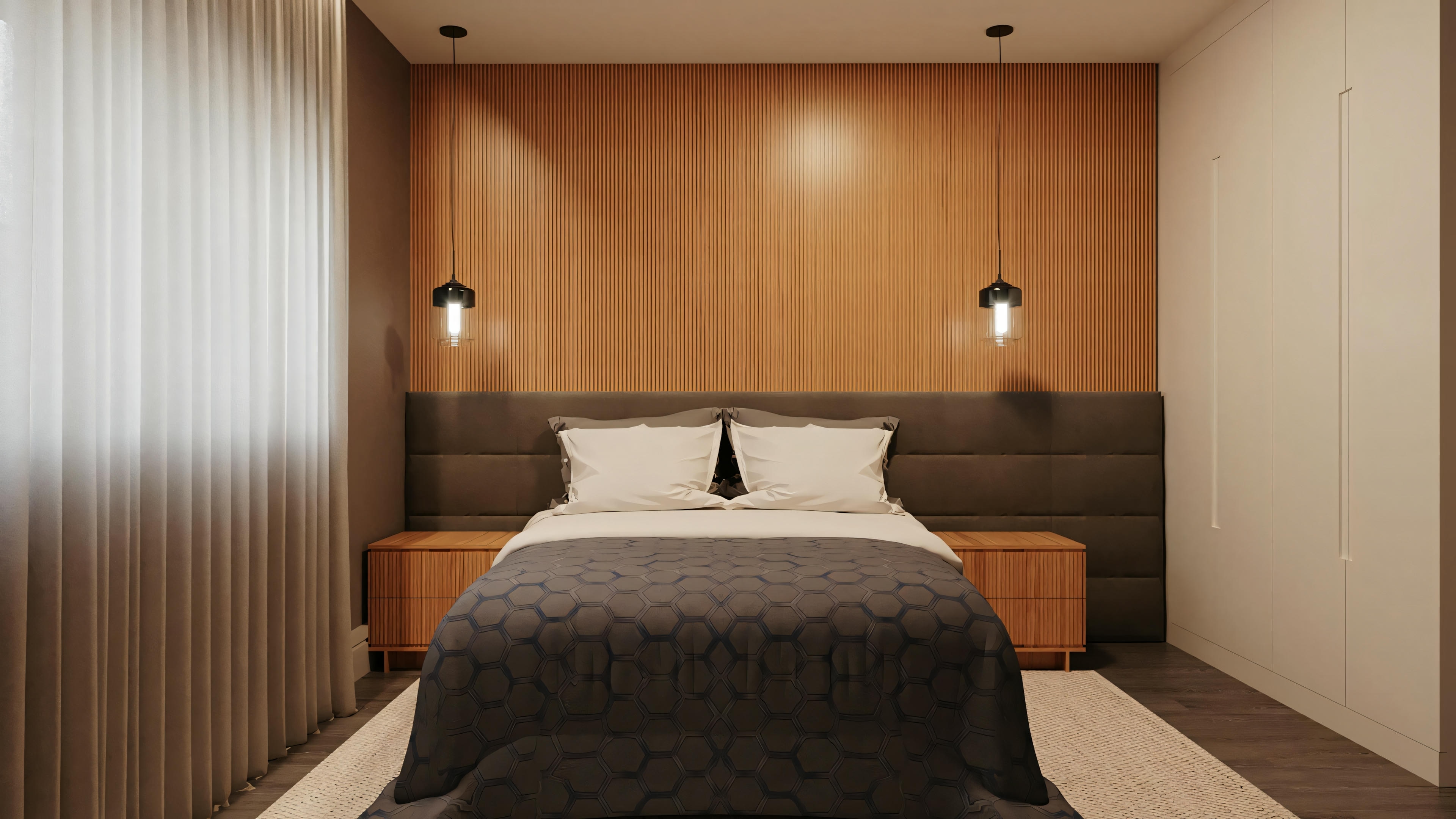 Un dormitorio con una cama grande, mesitas de noche y lámparas en ambos lados.
