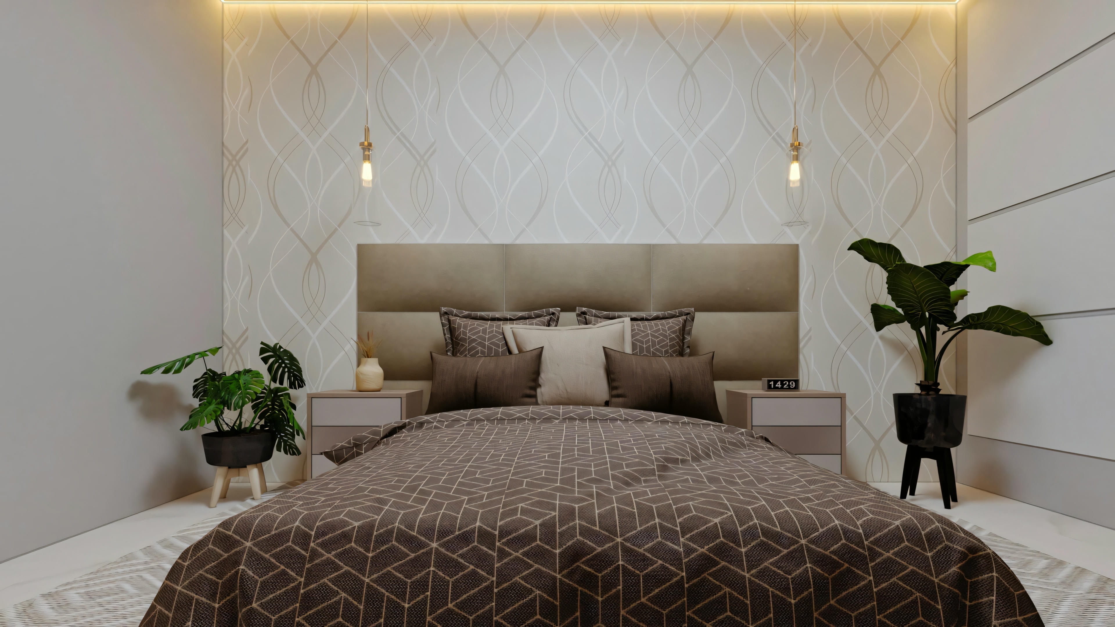 Un dormitorio con una cama grande con ropa de cama blanca, dos mesitas de noche con lámparas, una cabecera tapizada y una planta de interior a la derecha.