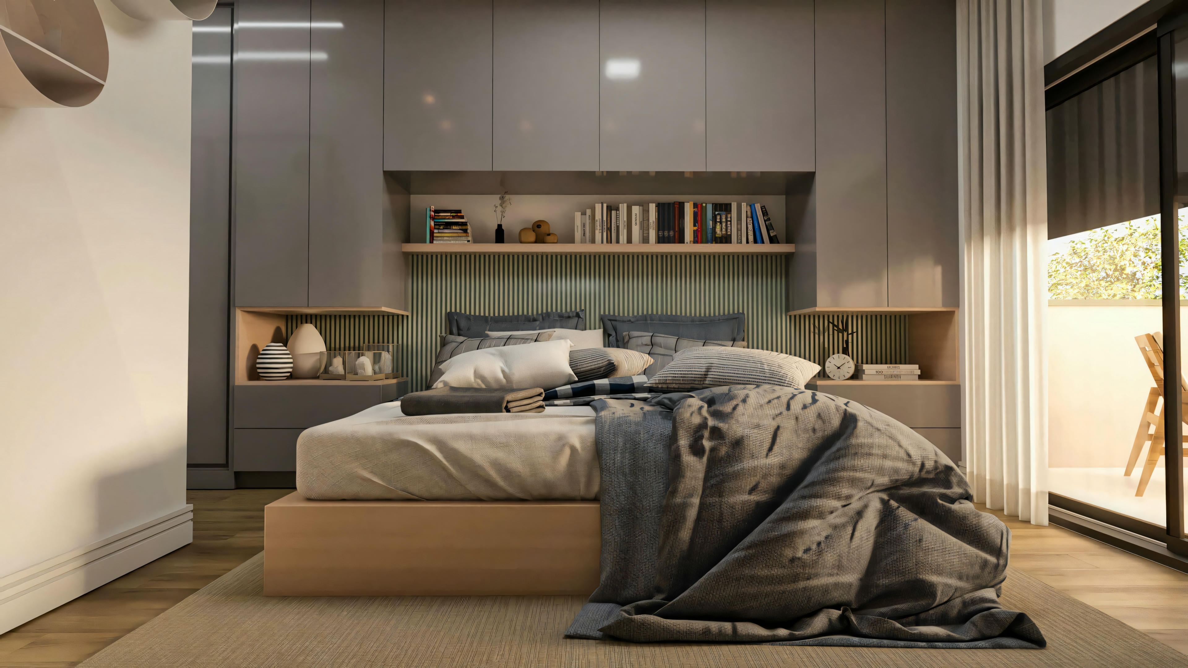 Ambiente de la tercera suite de la casa de dos pisos de 194.7m² (lote 10x25), con carpintería planeada completa incluyendo armarios, nichos laterales, estantería superior y panel listonado en la cabecera. Acceso al balcón privado.
