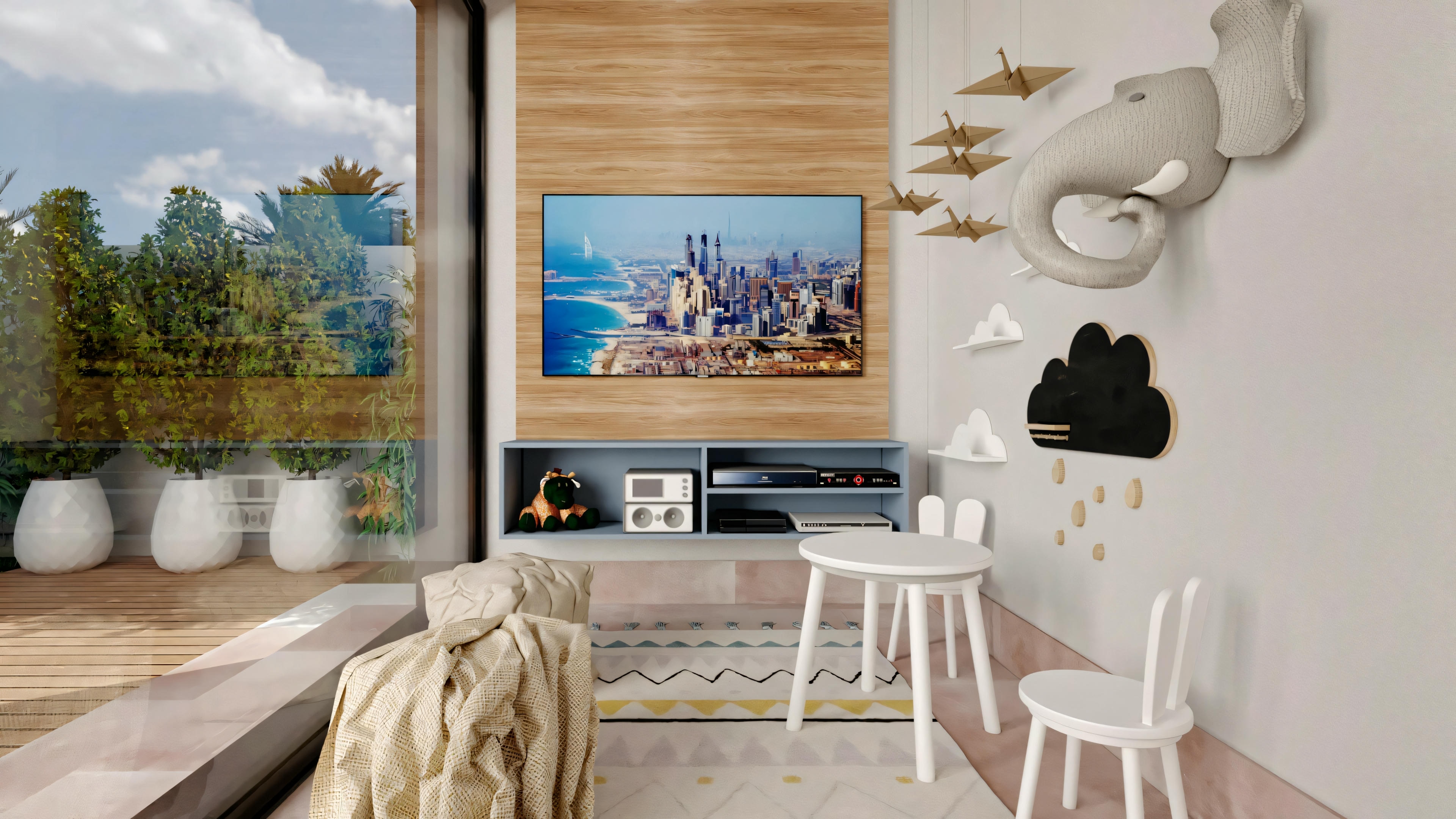 Uma sala de estar moderna com sofá, mesa de centro redonda e televisão montada na parede acima de um console baixo. Há obras de arte na parede e grandes janelas com vista para o exterior.