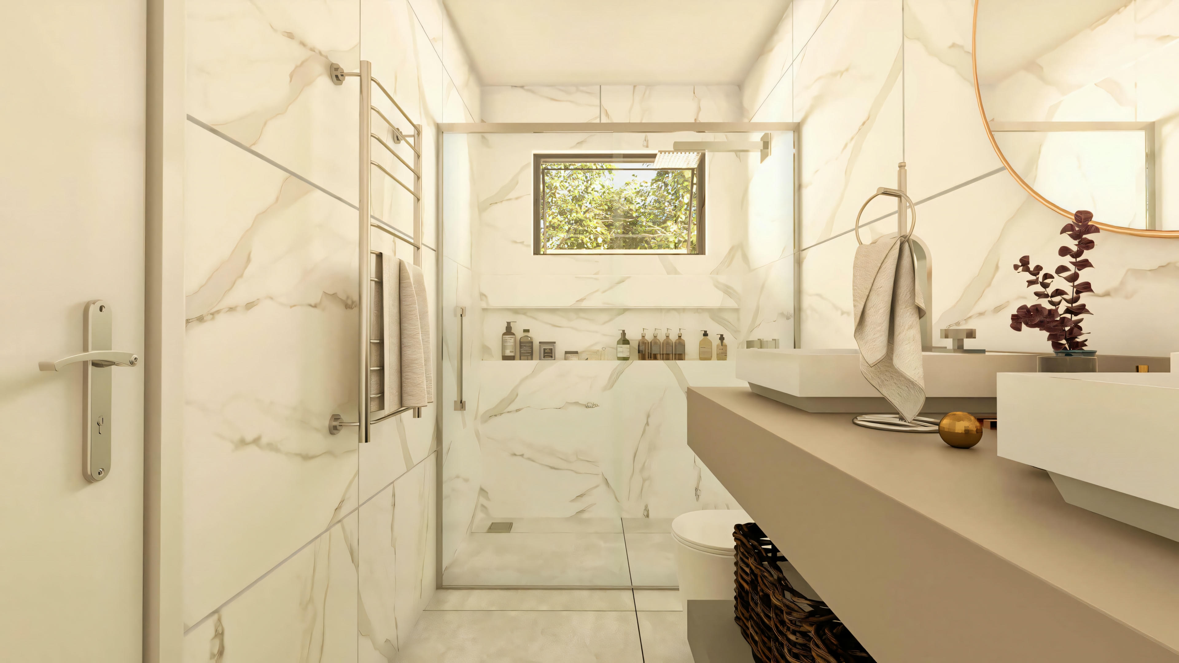 Ángulo mostrando el área de baño en el baño con encimera doble de la casa de dos pisos en terreno 10x25 (194.7m²). Destaque para la mampara de vidrio, nicho embutido, ventana, toallero térmico y revestimiento en porcelanato marmolizado.