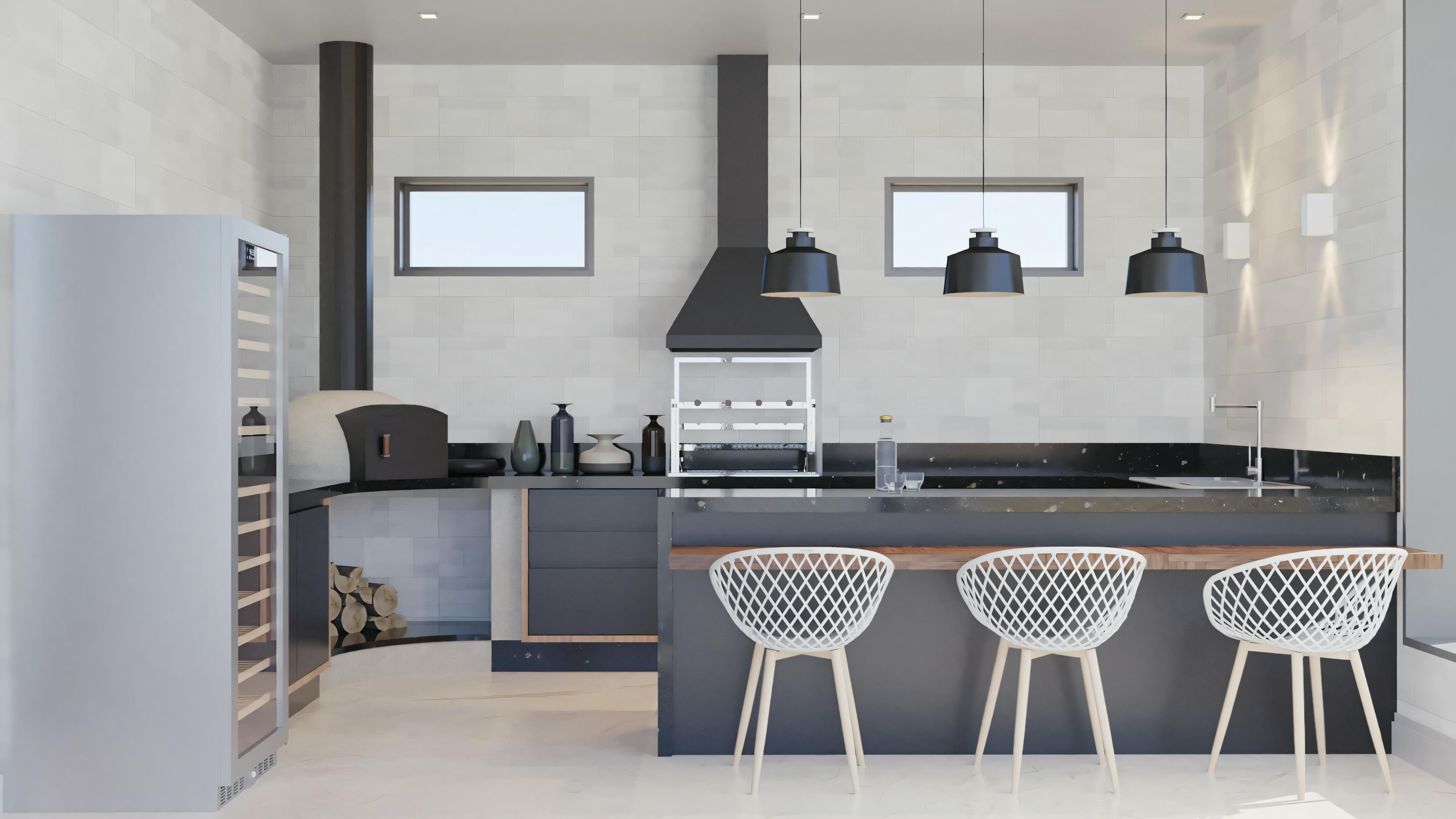 Una cocina moderna con banquetas blancas, encimeras oscuras y lámparas colgantes. Hay grandes ventanales que permiten la entrada de mucha luz natural.