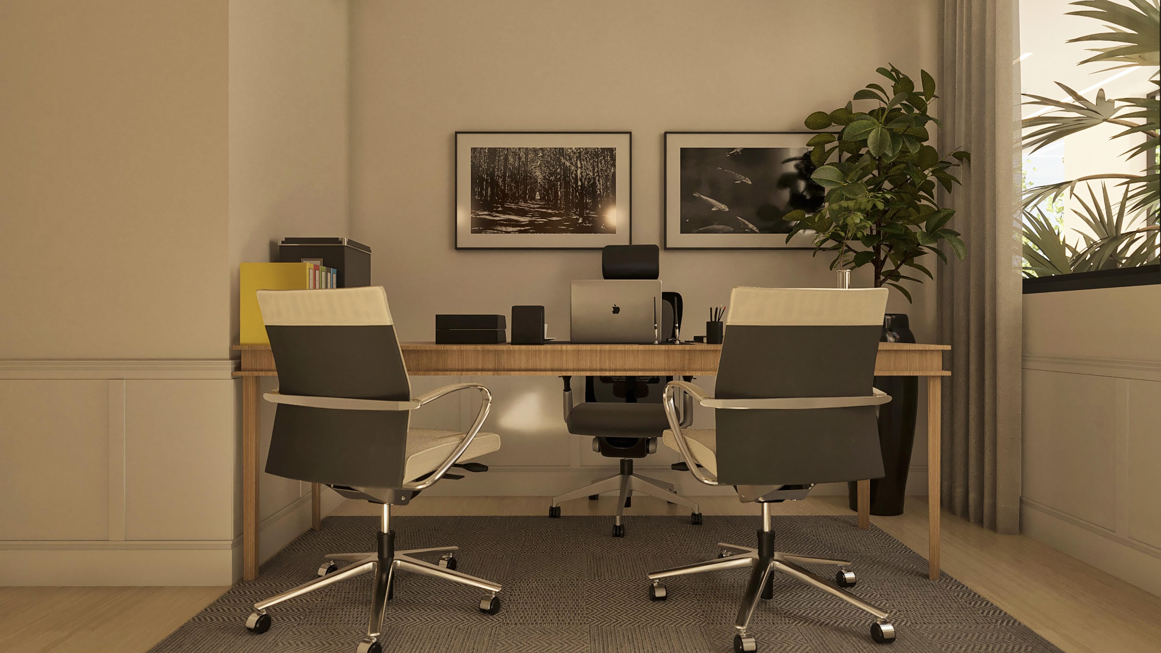 Espaço de trabalho moderno com uma mesa de madeira, duas cadeiras ergonômicas, obras de arte nas paredes e uma janela com vista para plantas.