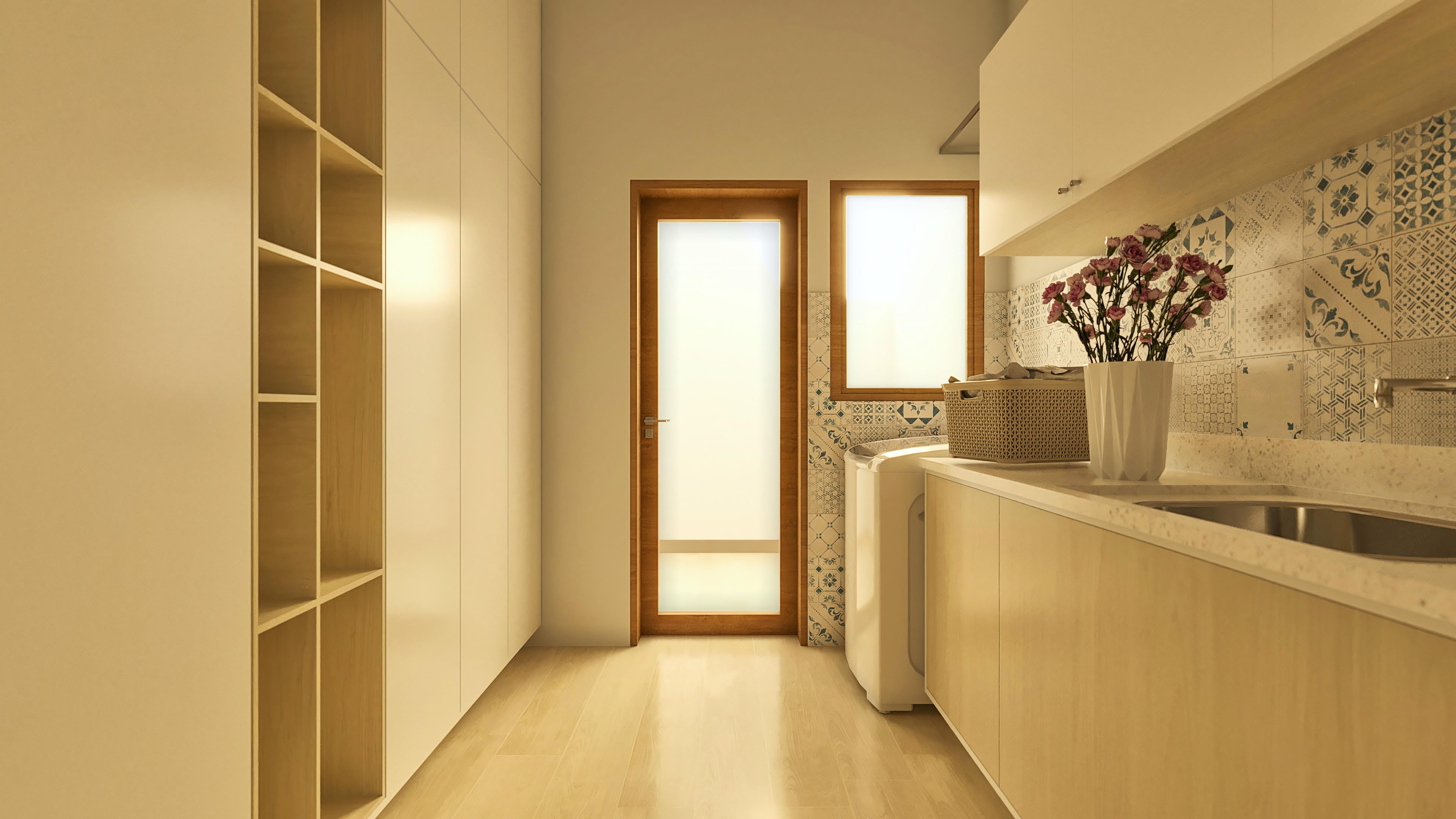 Visión de lavandería moderna con armarios integrales de madera clara, piso laminado, azulejos decorativos y una puerta de vidrio con marco de madera.