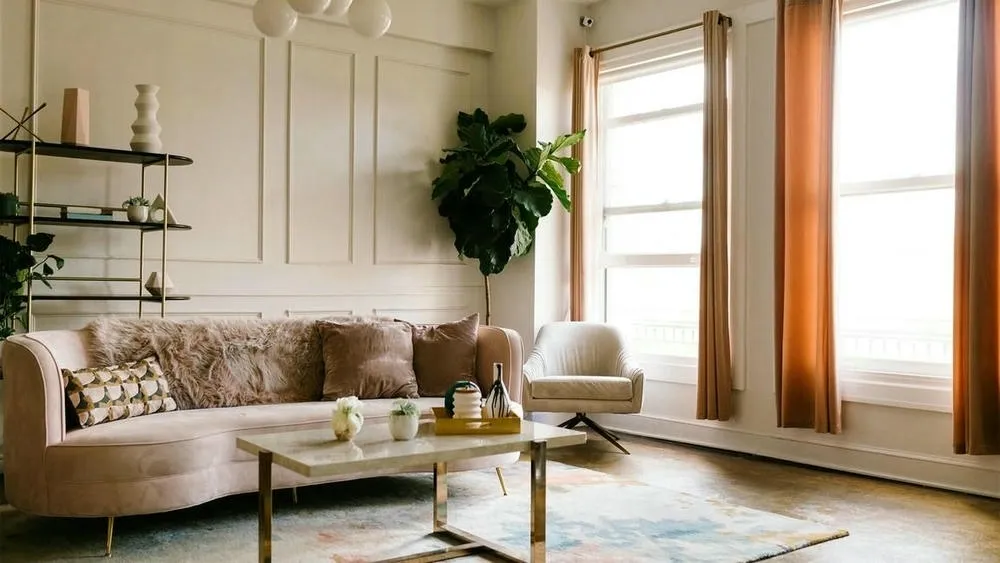 Modern environment with boiserie partially applied to the walls, combining classic with contemporary.