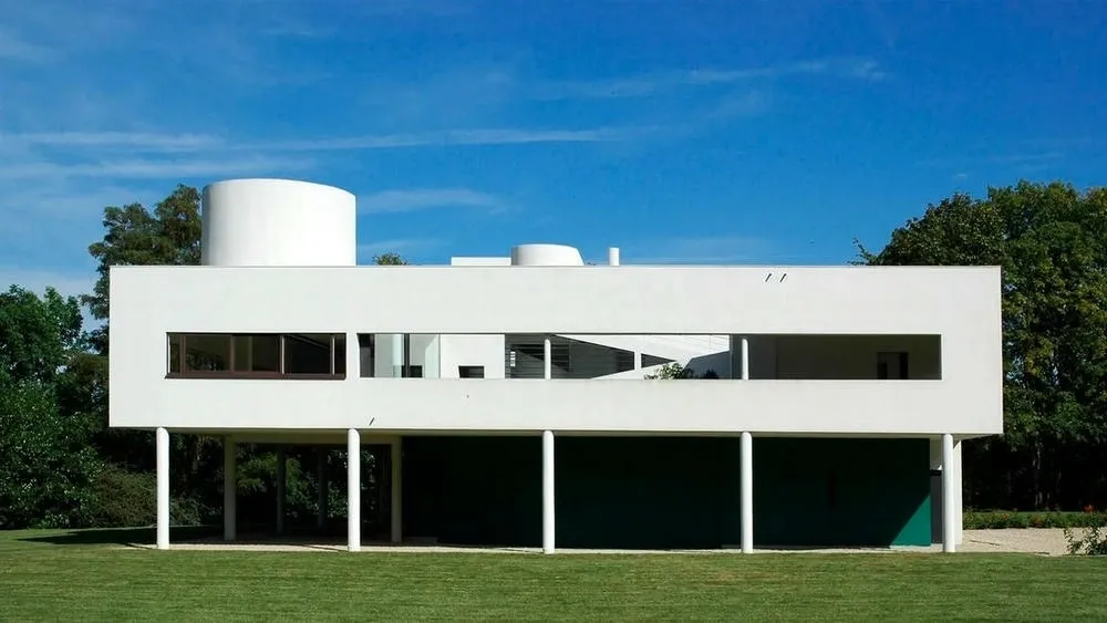 Facade with ribbon windows of Villa Savoye, showing the independence of the external wall structure.