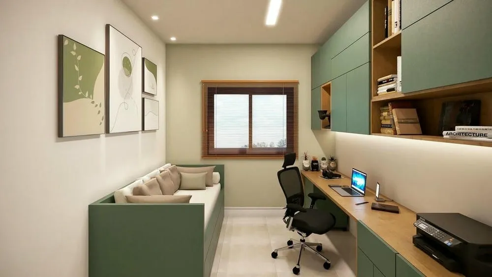 Home office com tons de verde e madeira clara, criando um ambiente tranquilo e convidativo.