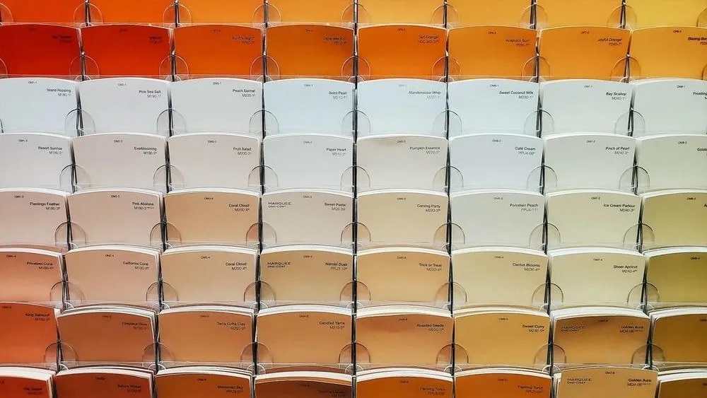 Spectrum of warm colors, highlighting shades of yellow, orange, and red in a smooth gradient.