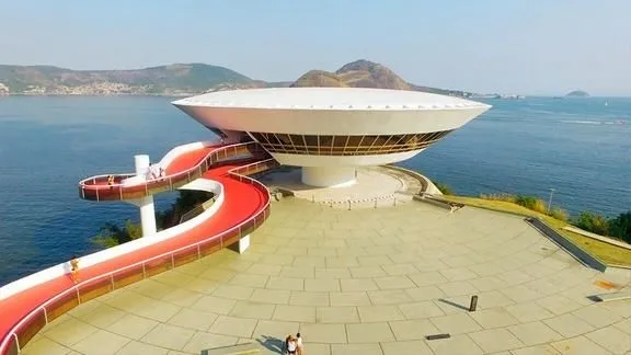 El Museo de Arte Contemporáneo de Niterói, proyecto de Oscar Niemeyer.
