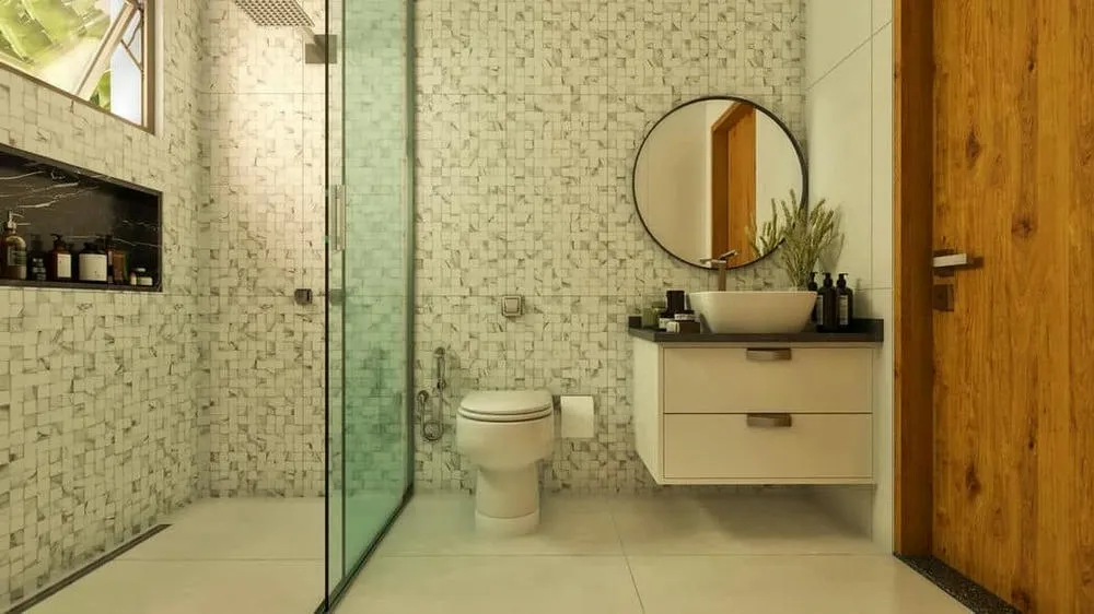 Simple, elegant, and cozy bathroom, with neutral coverings and well-thought-out details, from the Medellin Project.